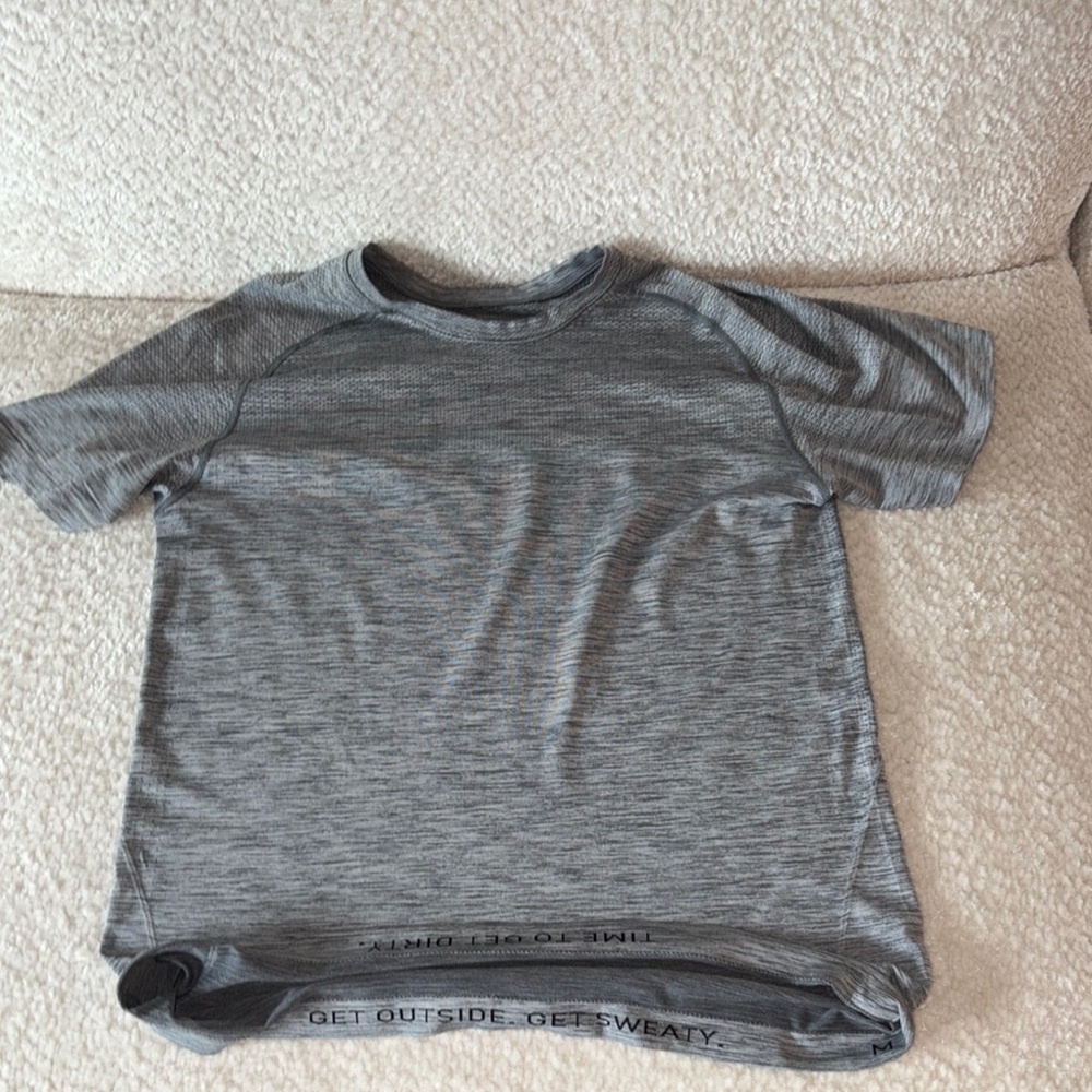 Men's Gray Lululemon T-Shirt
